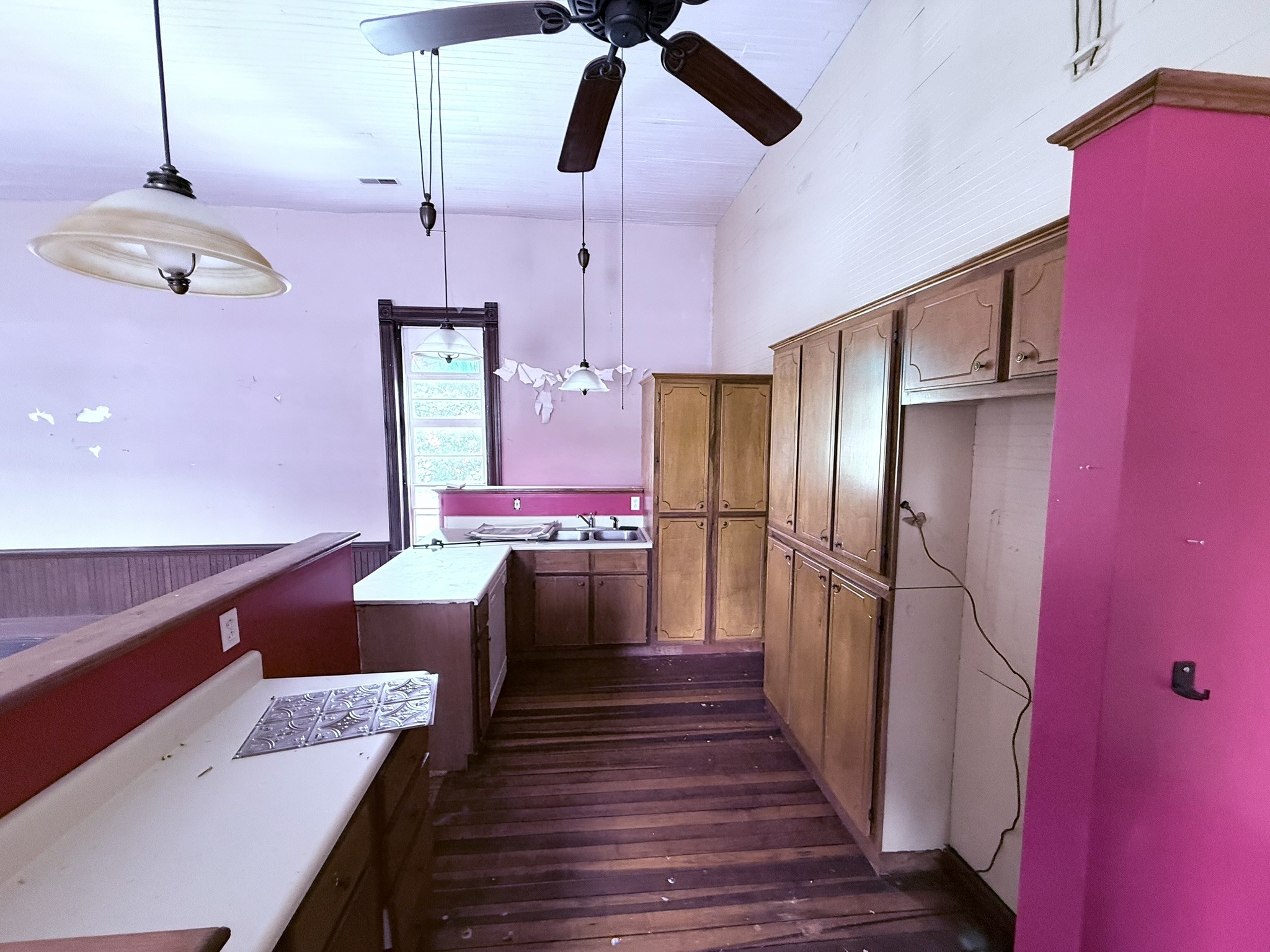 4 Front Street Normandy, TN 37360 - Photo 15 of 34