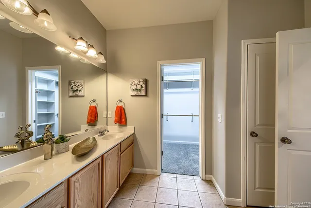 $1,049,000 | 240 Glory Lane, Marion, TX 78124