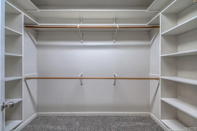 $1,049,000 | 240 Glory Lane, Marion, TX 78124