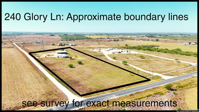 $1,049,000 | 240 Glory Lane, Marion, TX 78124