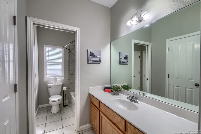 $1,049,000 | 240 Glory Lane, Marion, TX 78124