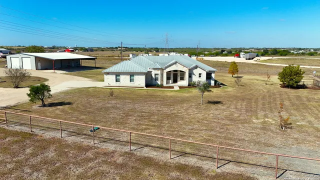 $1,049,000 | 240 Glory Lane, Marion, TX 78124
