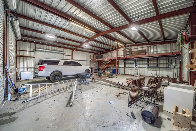 $1,049,000 | 240 Glory Lane, Marion, TX 78124