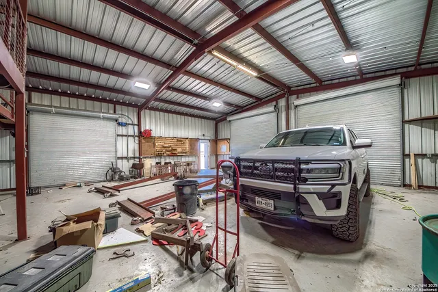 $1,049,000 | 240 Glory Lane, Marion, TX 78124