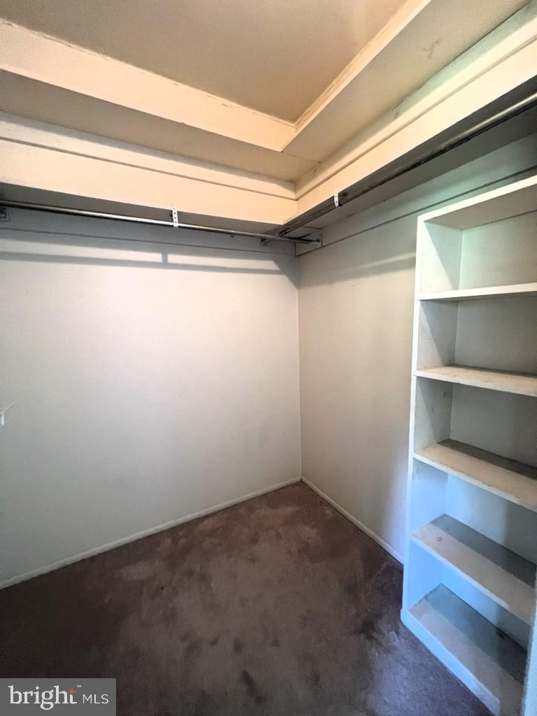 84 Welsh Tract Road, Unit 311 Newark, DE 19713 - Photo 14 of 25 Primary BR Closet