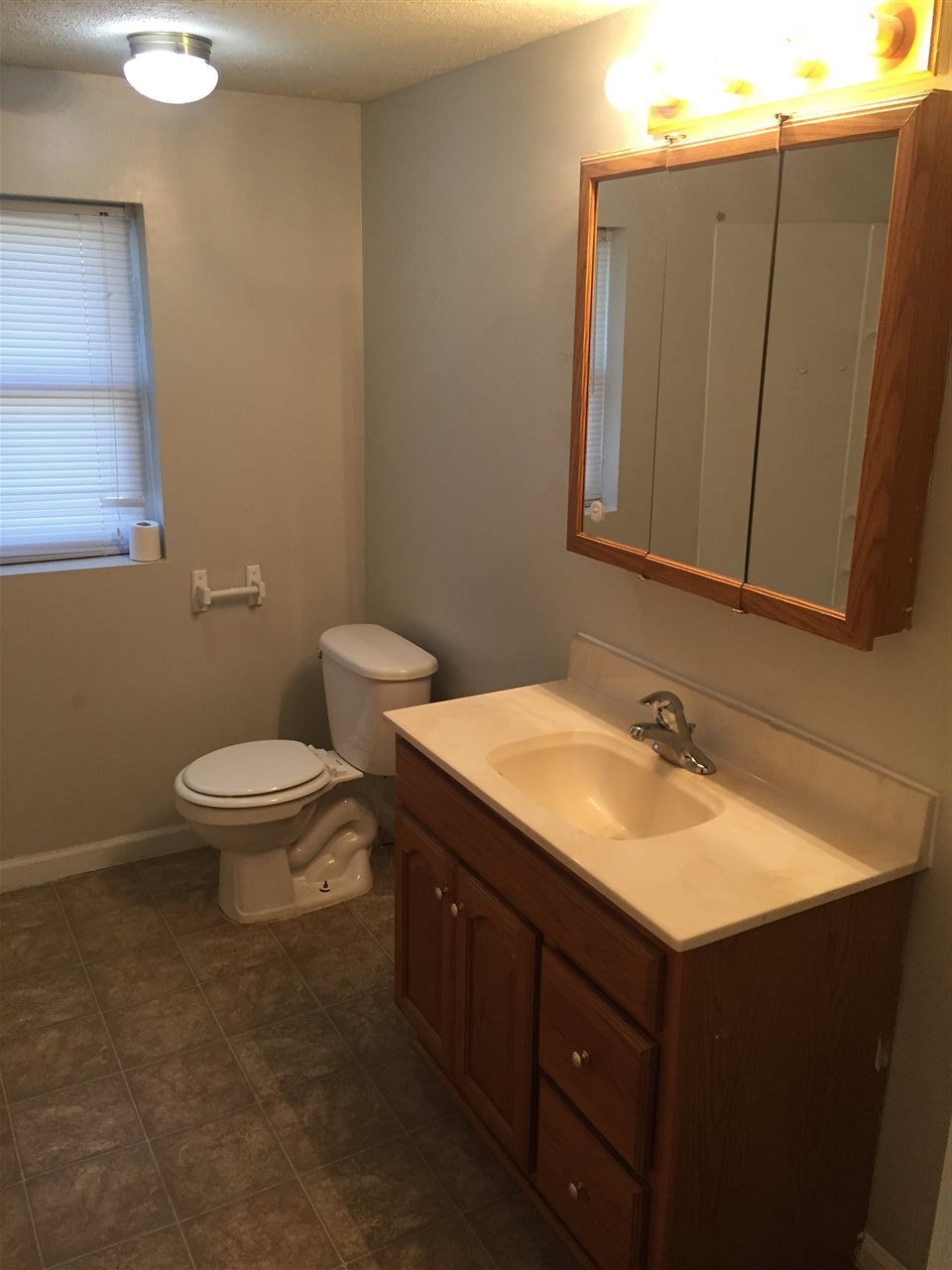 179 Woodville Road Mitchell, IN 47446 - Photo 3 of 6 Gallery Image 3