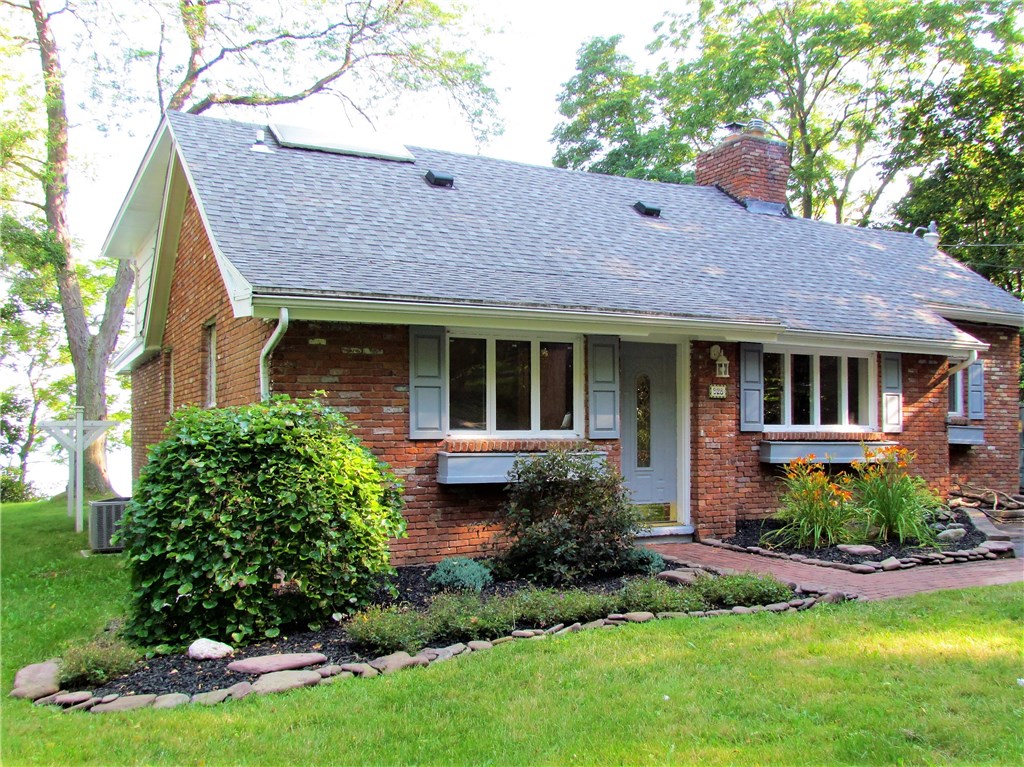 928 Lake Road Webster, NY 14580 - Photo 1 of 1