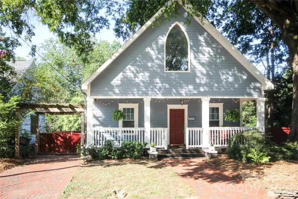 $3,200 | 700 East 35th Street, Charlotte, NC 28205
