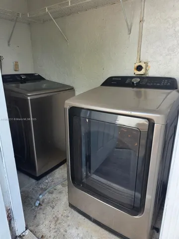 a view of washer and dryer