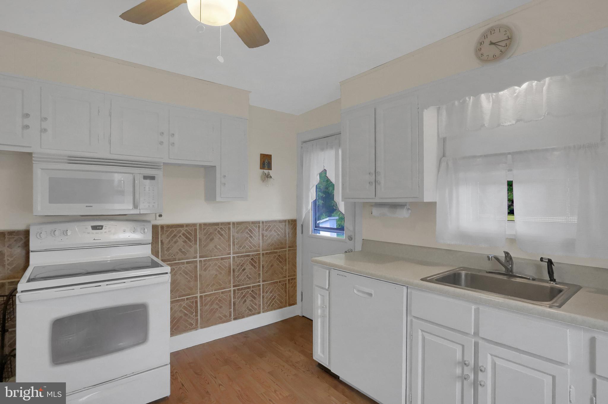586 Nauvoo Road Lewisberry, PA 17339 - Photo 12 of 35