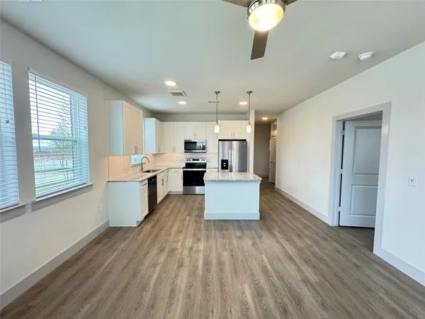 $1,520 | 29600 Ronald Reagan Boulevard, Unit C1 5300, Georgetown, TX 78633
