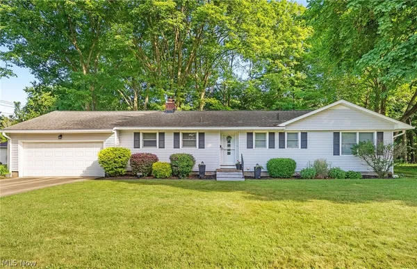 $267,900 | 2315 Burnham Road, Akron, OH 44333