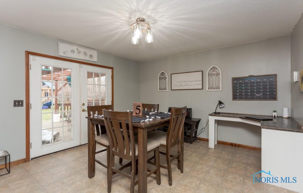 4330 Eber Road Monclova, OH 43542 - Photo 4 of 12 Gallery Image 4