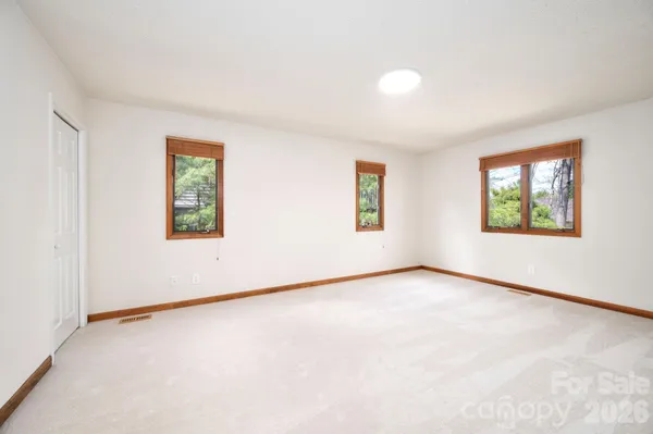 $499,000 | 4 Zachary Ridge Road, Asheville, NC 28804