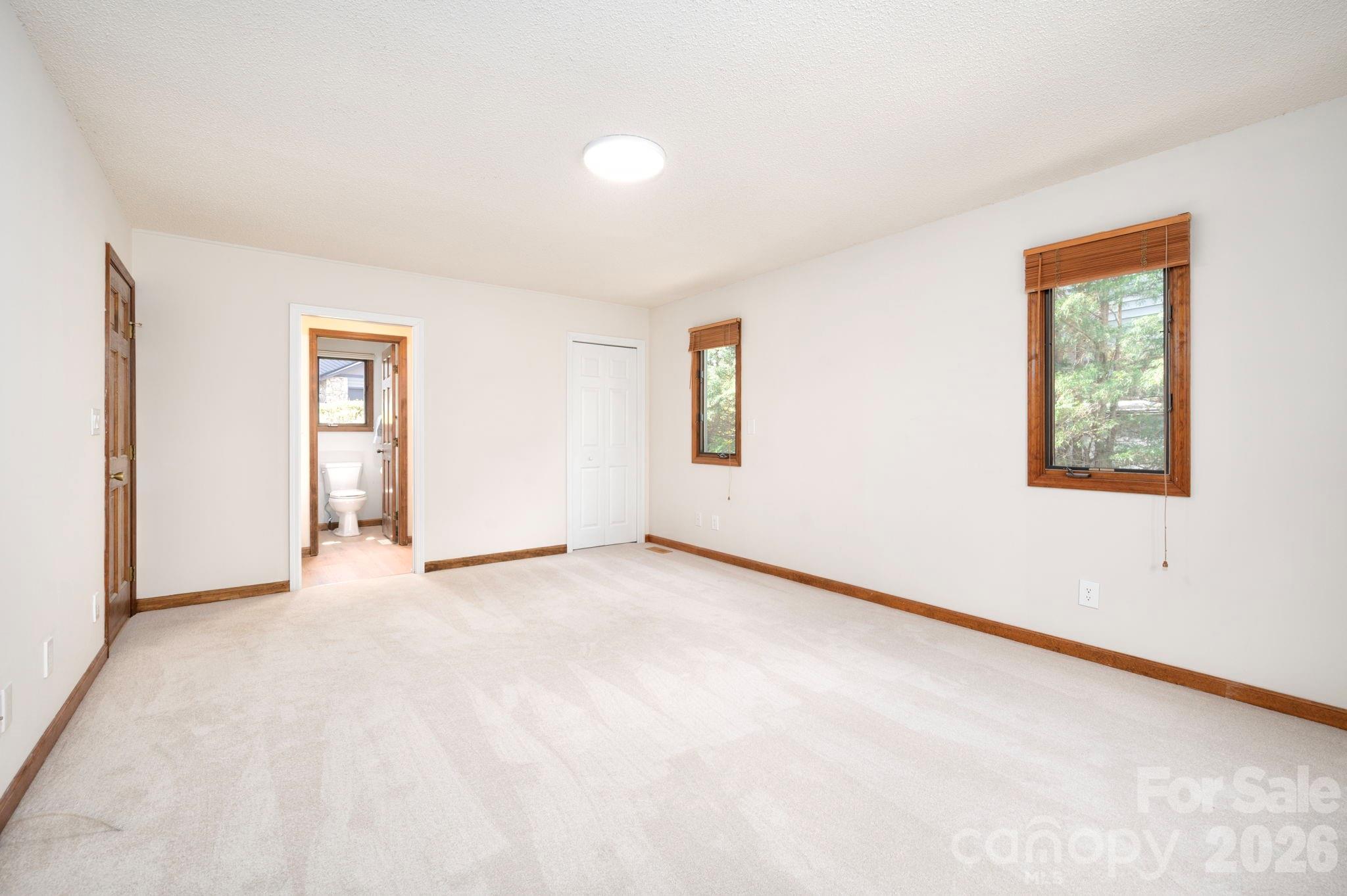 4 Zachary Ridge Road Asheville, NC 28804 - Photo 18 of 38