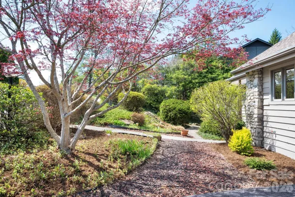 $499,000 | 4 Zachary Ridge Road, Asheville, NC 28804