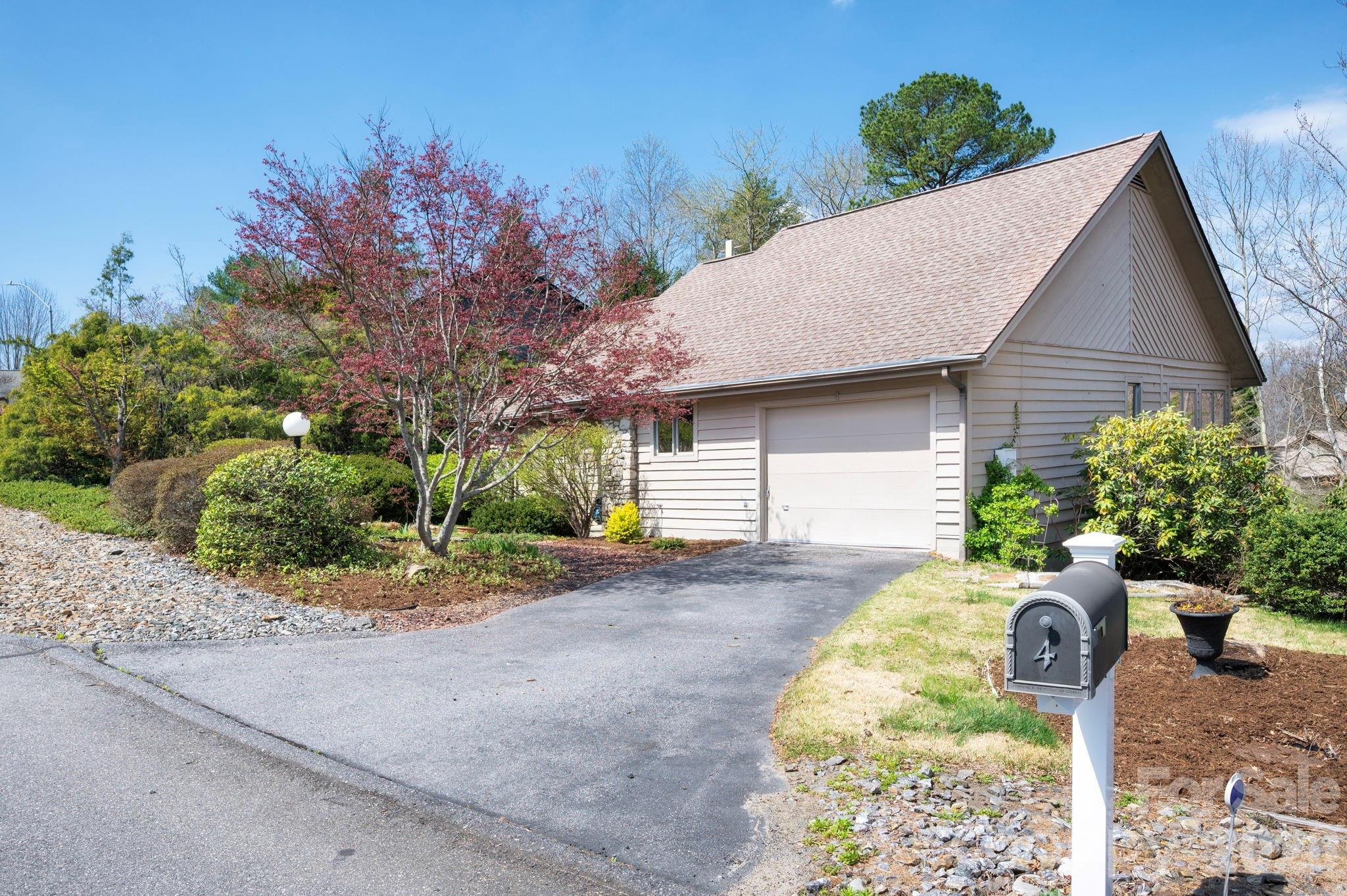 4 Zachary Ridge Road Asheville, NC 28804 - Photo 34 of 38