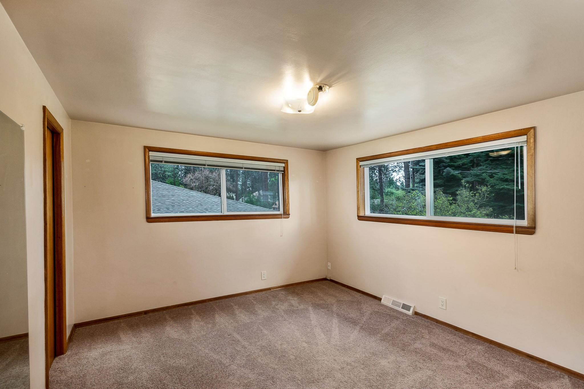 12924 East Saltese Road Spokane Valley, WA 99216 - Photo 14 of 28