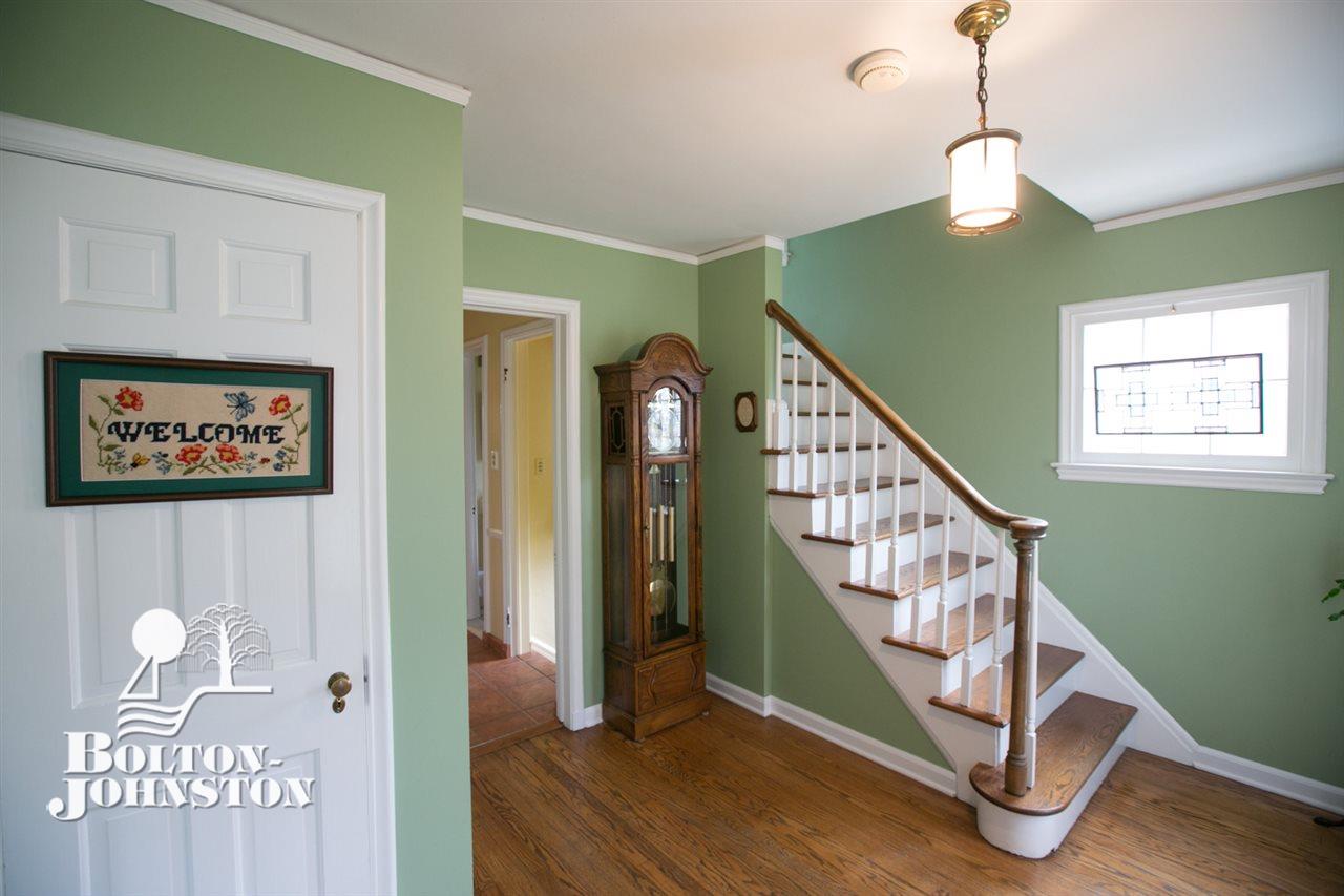 338 Fisher Road Grosse Pointe Farms, MI 48230 - Photo 2 of 20