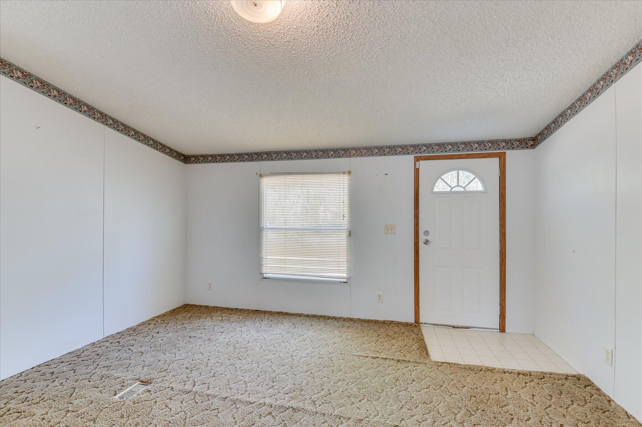 3440 Smith Road Blythe, GA 30805 - Photo 6 of 32 Living room