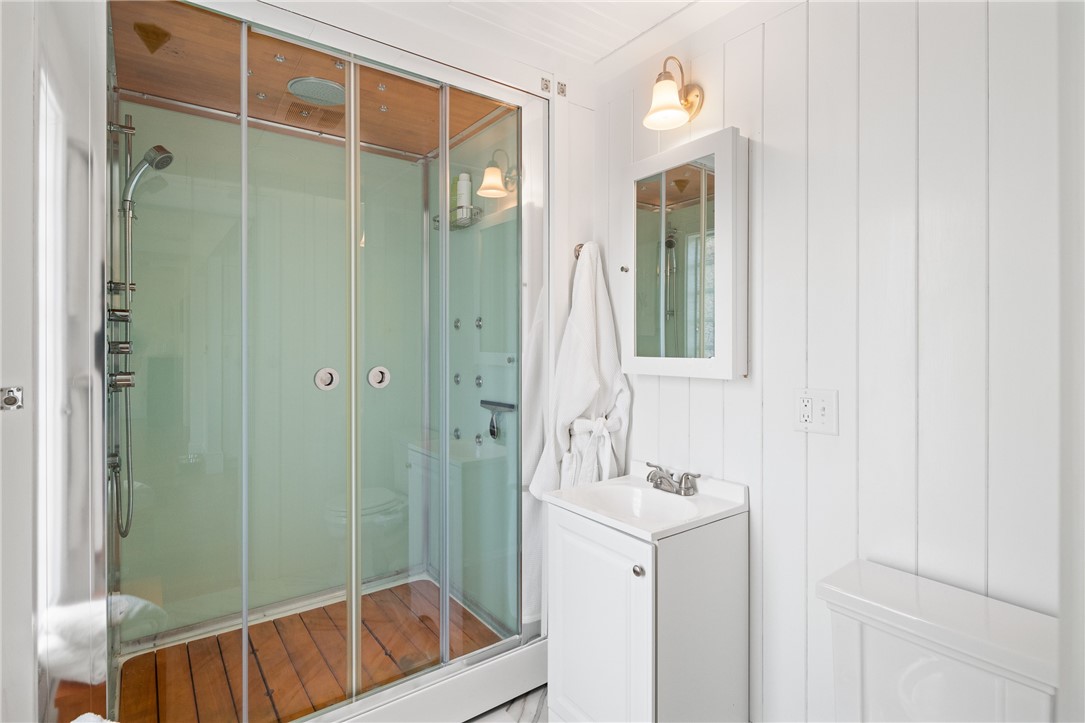 359 Spring Street Newport, RI 02840 - Photo 13 of 30