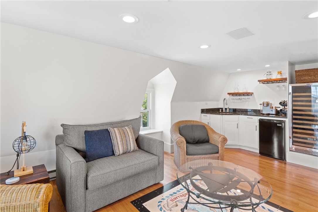 359 Spring Street Newport, RI 02840 - Photo 14 of 30