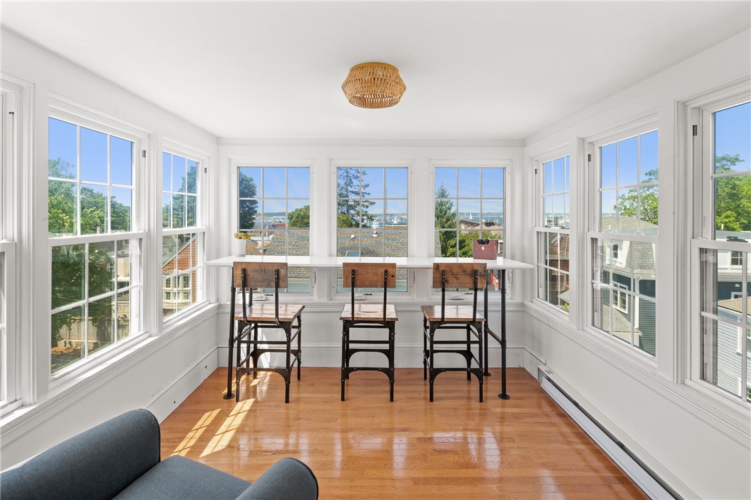 359 Spring Street Newport, RI 02840 - Photo 16 of 30