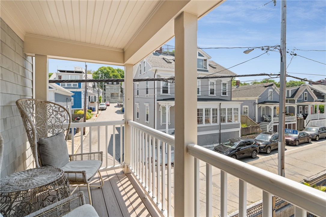 359 Spring Street Newport, RI 02840 - Photo 3 of 30