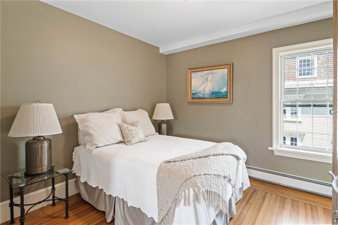 359 Spring Street Newport, RI 02840 - Photo 10 of 30