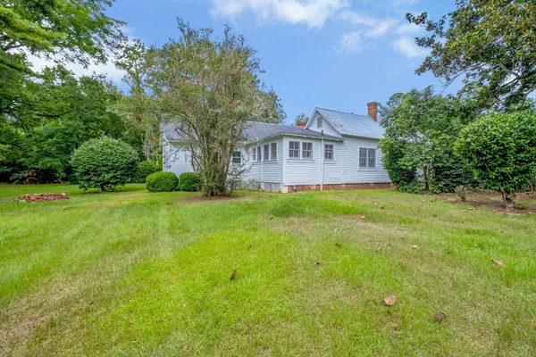 $325,000 | 2861 Solomon Dairy Road, Quincy, FL 32352