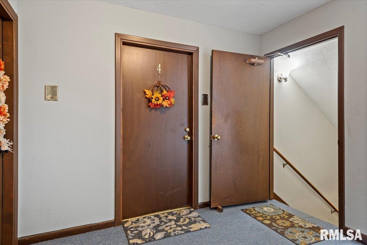 2081 West Monroe Street, Unit D Springfield, IL 62704 - Photo 6 of 24