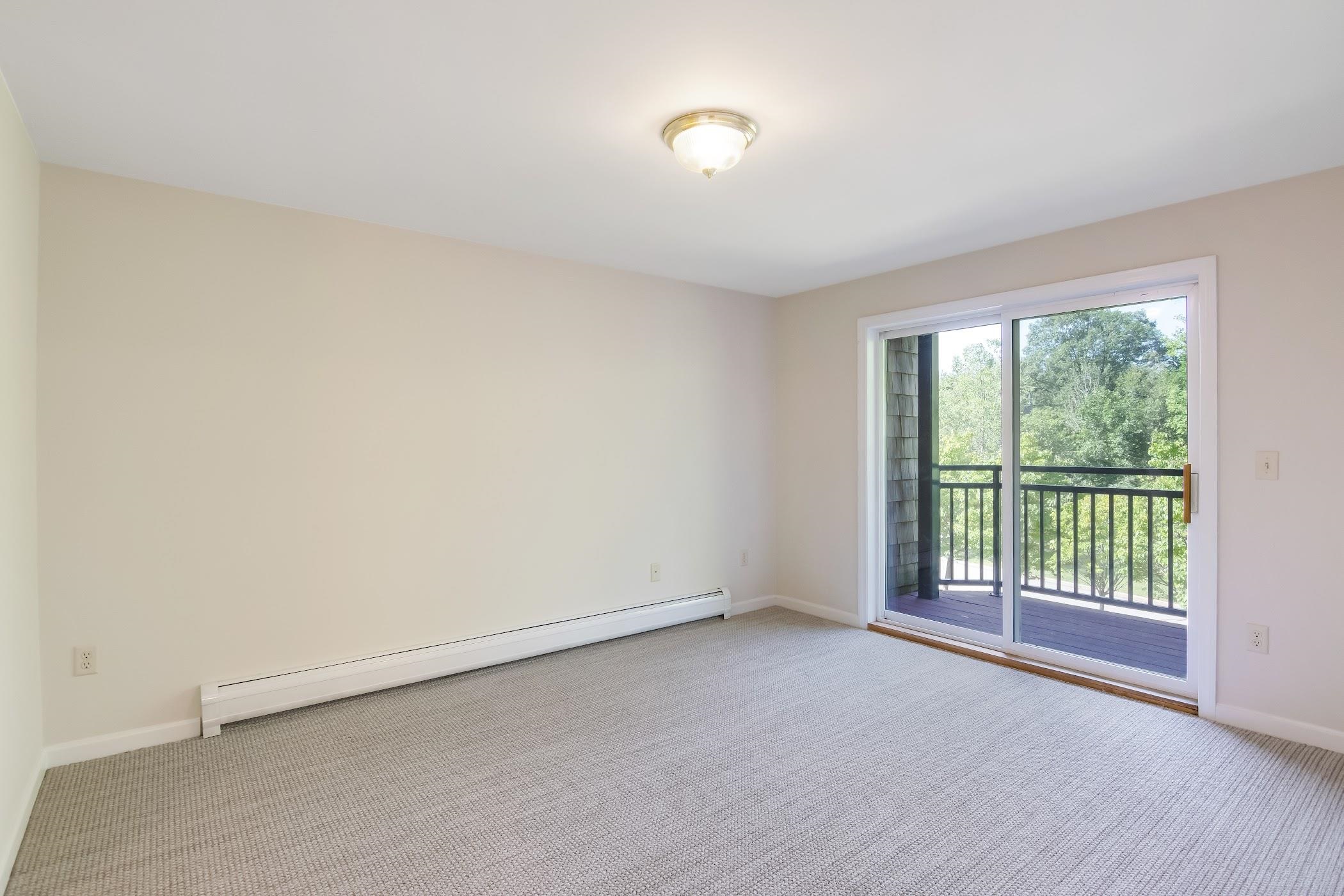 97 Claire Point Road, Unit 97 Burlington, VT 05408 - Photo 8 of 17 Gallery Image 8