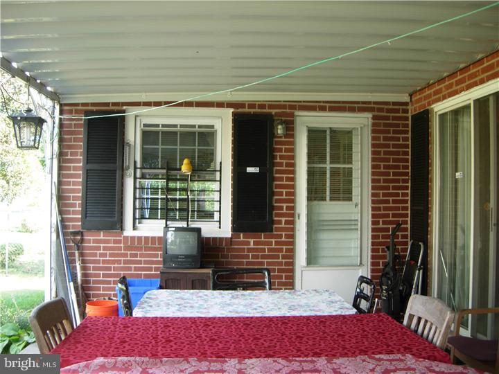 1813 Ripley Street Philadelphia, PA 19111 - Photo 22 of 24 Porch