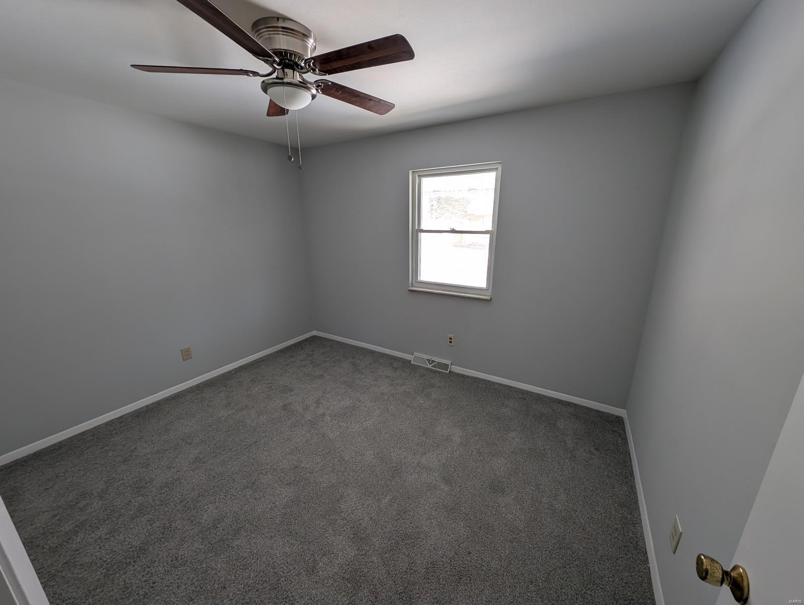 20 South Indiana Avenue Belleville, IL 62221 - Photo 11 of 17 Gallery Image 11