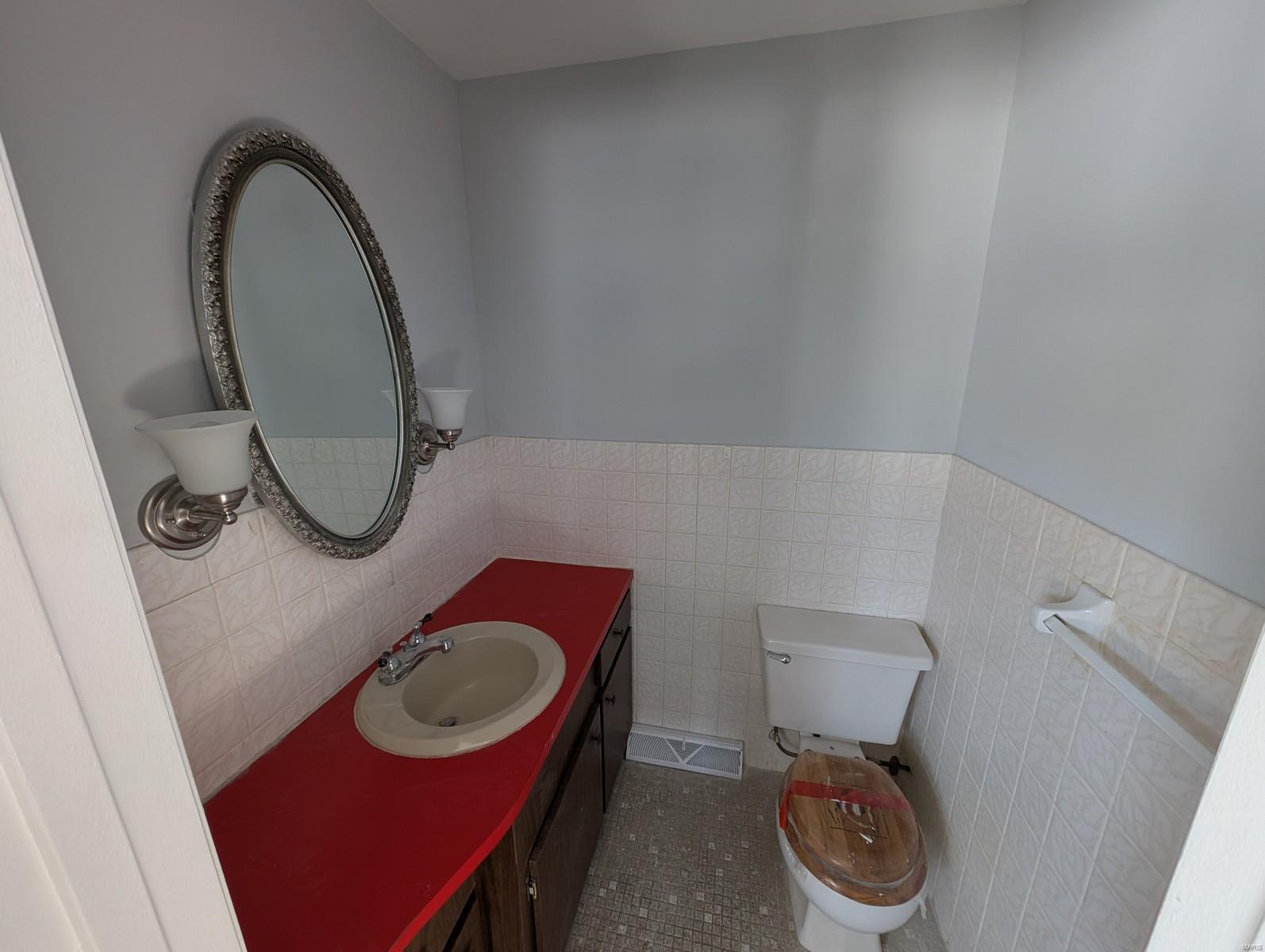 20 South Indiana Avenue Belleville, IL 62221 - Photo 16 of 17 Gallery Image 16