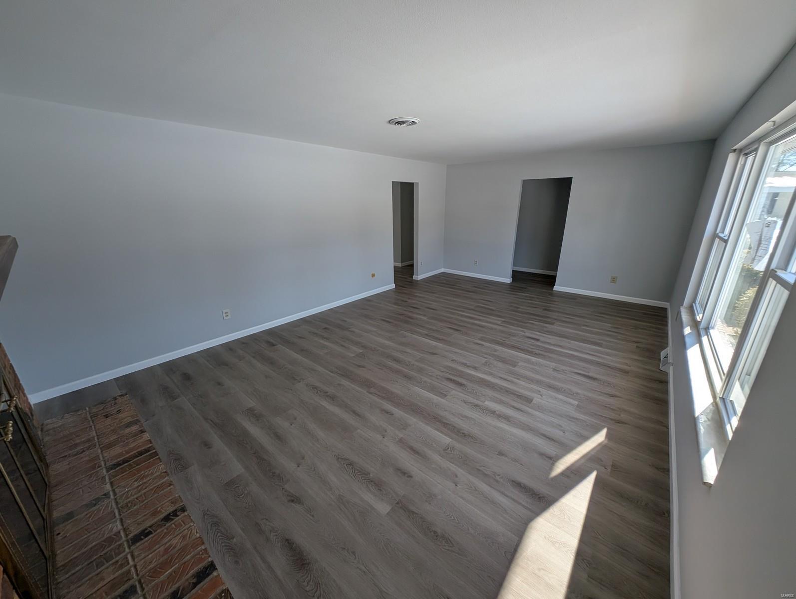 20 South Indiana Avenue Belleville, IL 62221 - Photo 3 of 17 Gallery Image 3