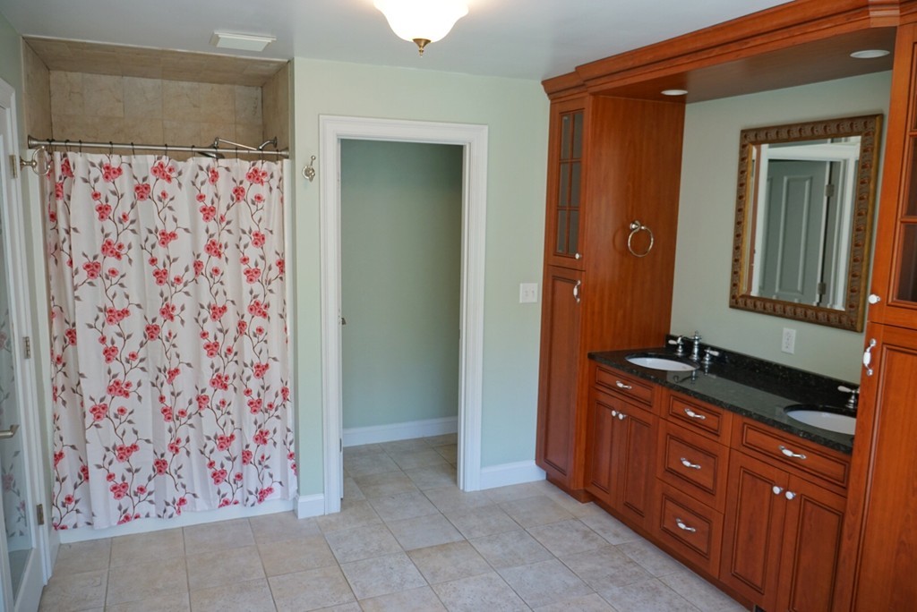 12 Roxanne Road Pembroke, MA 02359 - Photo 16 of 23 Gallery Image 16