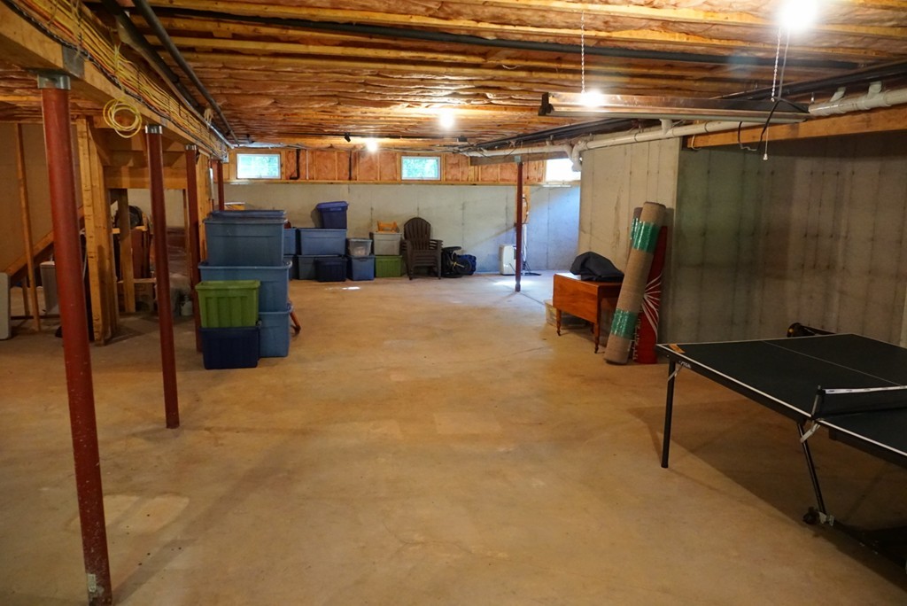 12 Roxanne Road Pembroke, MA 02359 - Photo 20 of 23 Gallery Image 20