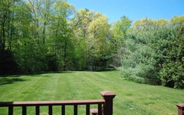 12 Roxanne Road Pembroke, MA 02359 - Photo 22 of 23 Gallery Image 22