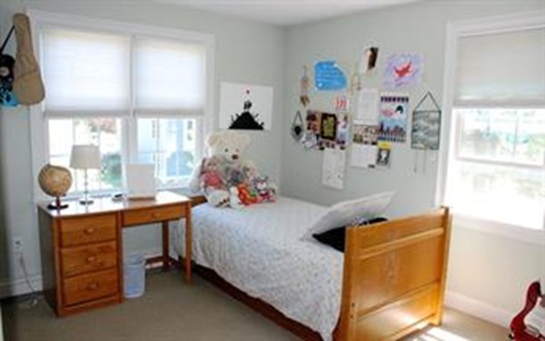 12 Roxanne Road Pembroke, MA 02359 - Photo 9 of 23 Gallery Image 9