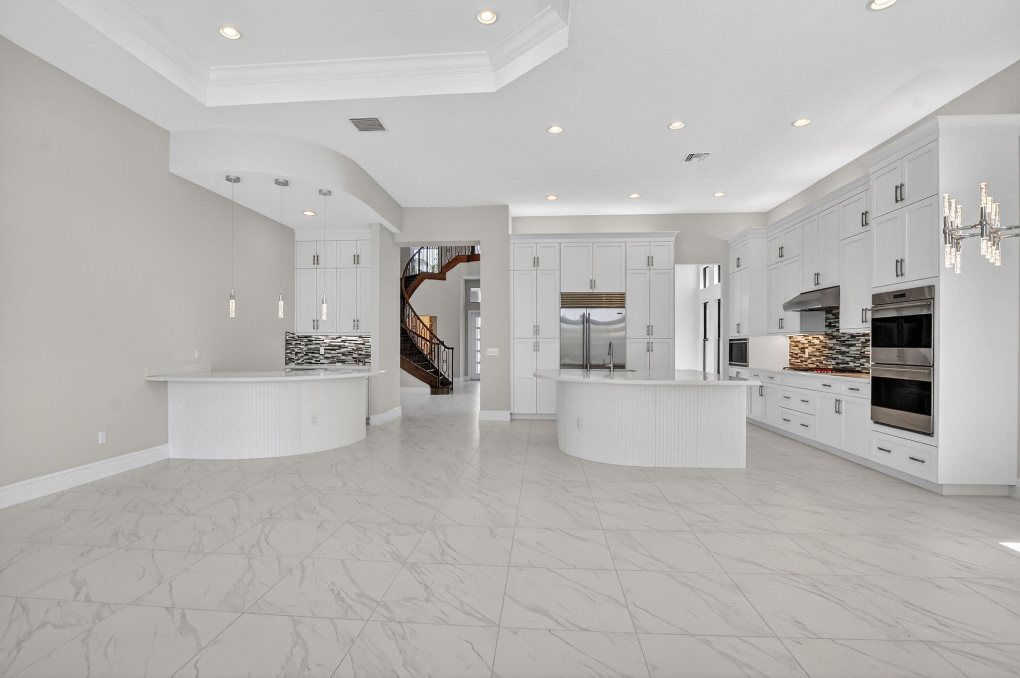 9168 Benedetta Place Boca Raton, FL 33496 - Photo 5 of 34 Kitchen & Living Area (1)
