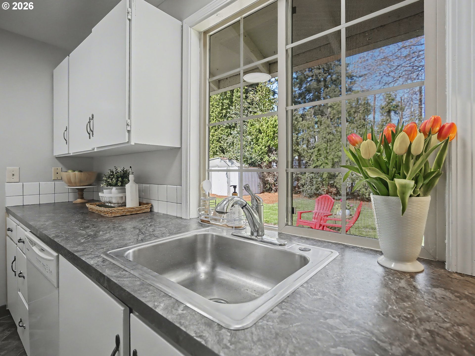 815 Northeast 25th Street Gresham, OR 97030 - Photo 15 of 44