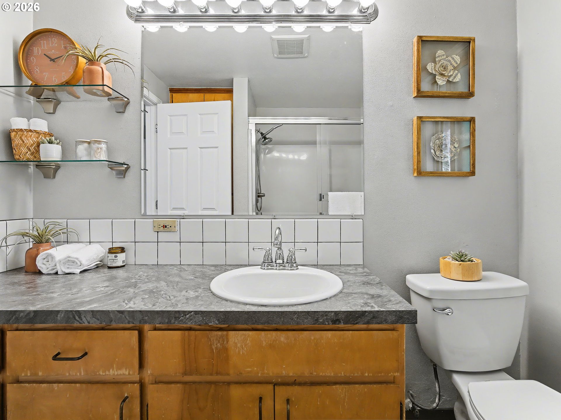 815 Northeast 25th Street Gresham, OR 97030 - Photo 19 of 44