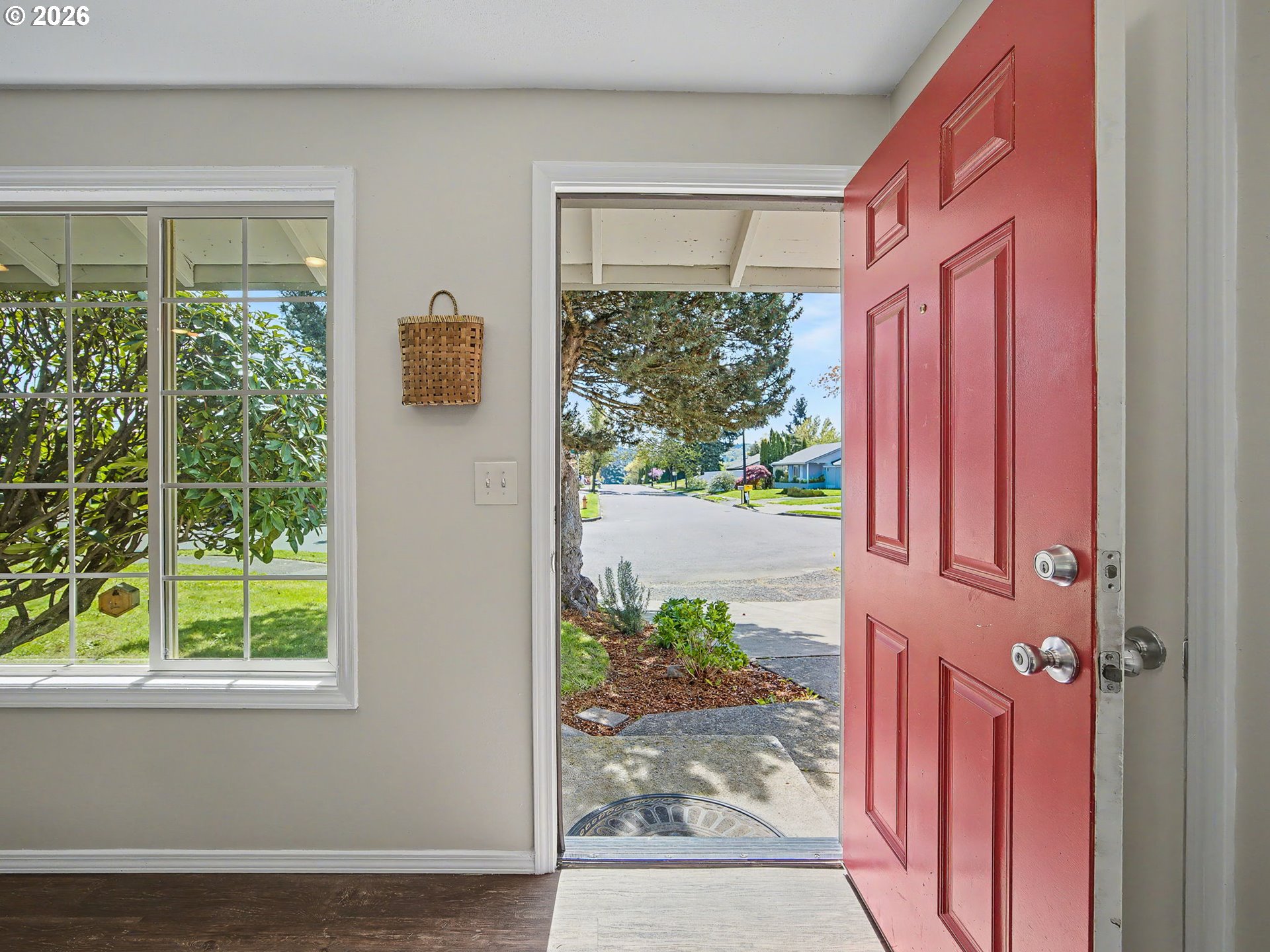 815 Northeast 25th Street Gresham, OR 97030 - Photo 5 of 44