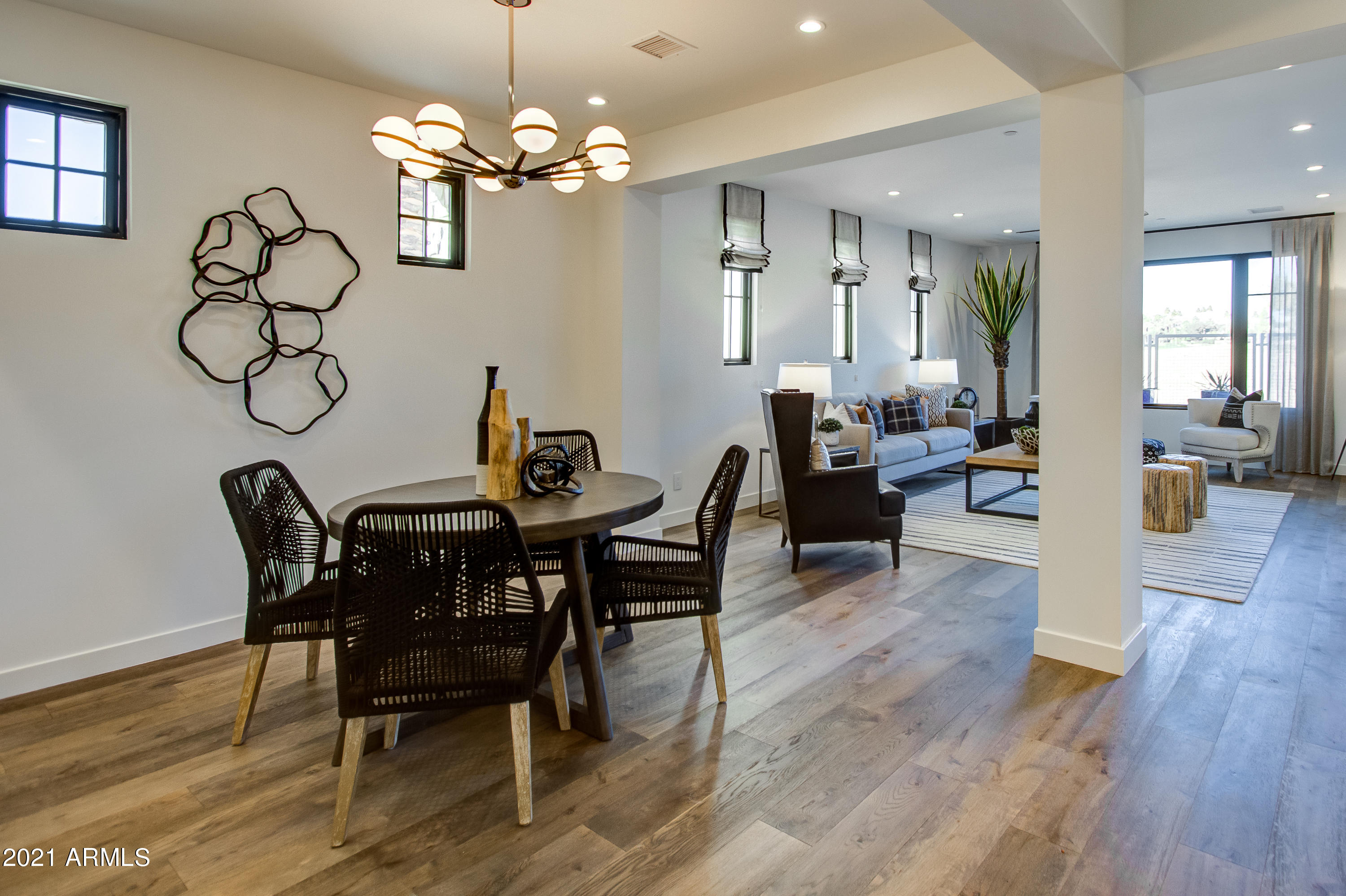 6500 East Camelback Road, Unit 1006 Scottsdale, AZ 85251 - Photo 17 of 40 016_Dining Room
