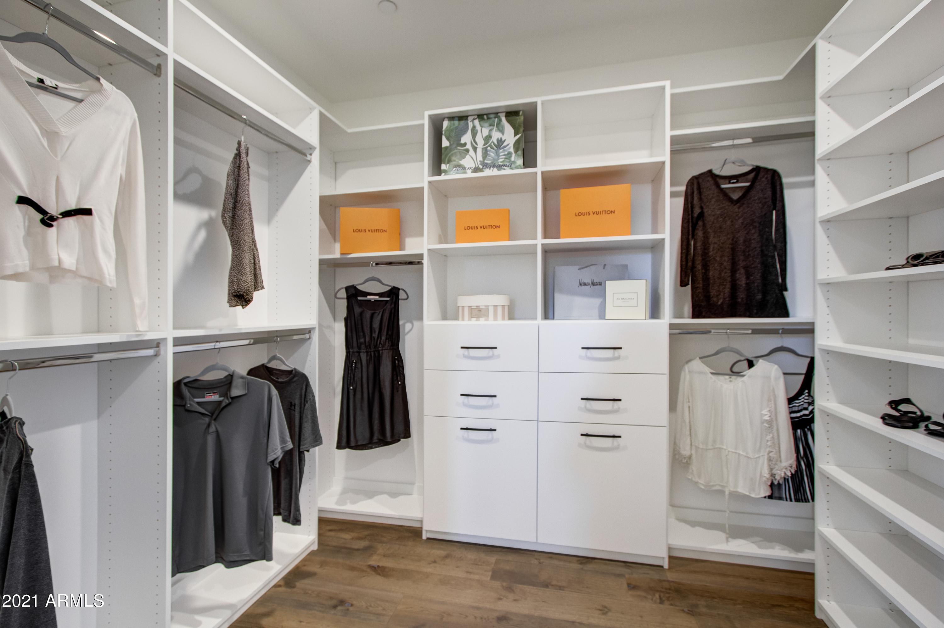 6500 East Camelback Road, Unit 1006 Scottsdale, AZ 85251 - Photo 33 of 40 032_Master Closet