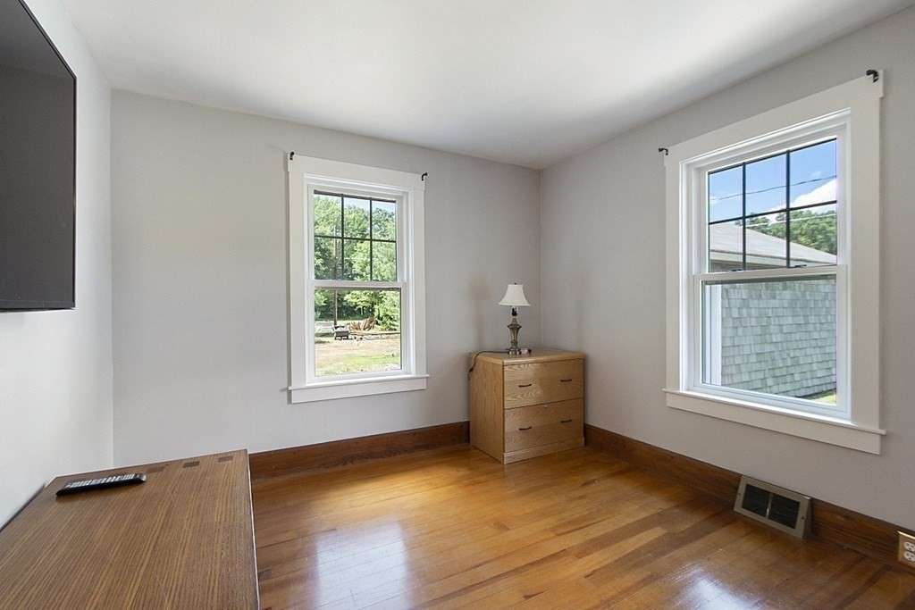 130 Great Road Shirley, MA 01464 - Photo 18 of 42