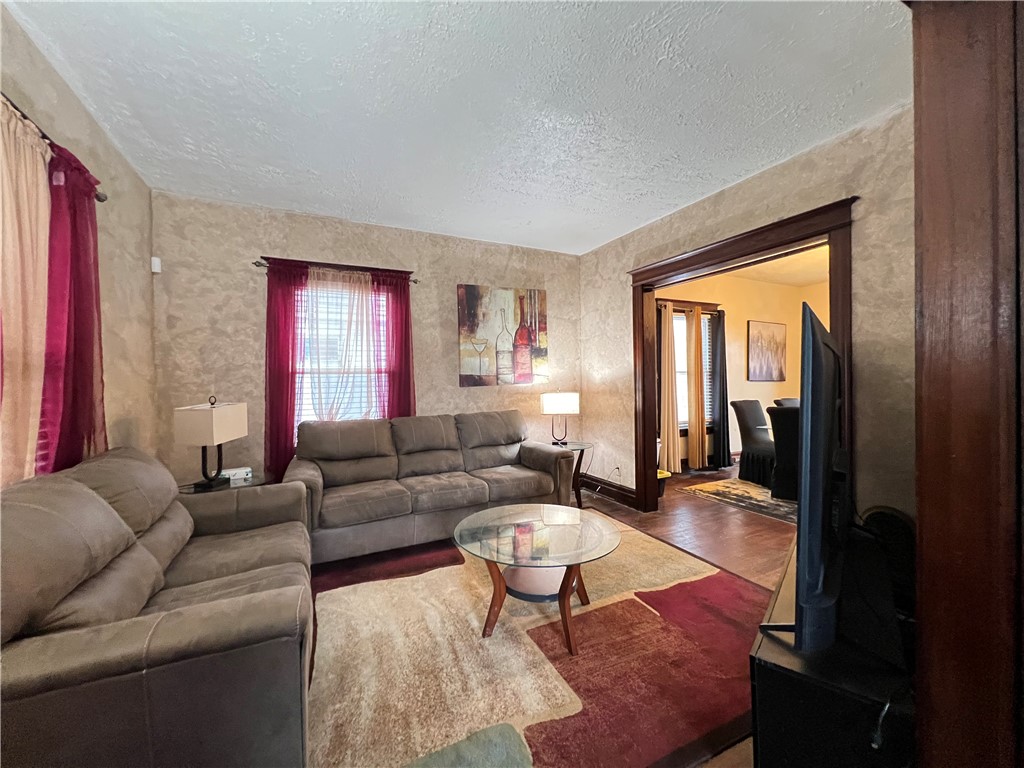 44 Mayberry Street Rochester, NY 14609 - Photo 10 of 26 Gallery Image 10