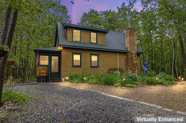 $795,000 | 7 Lakeview Circle, Frye Island, ME 04084
