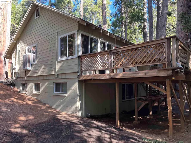 $449,900 | 26131 Snow, Long Barn, CA 95335